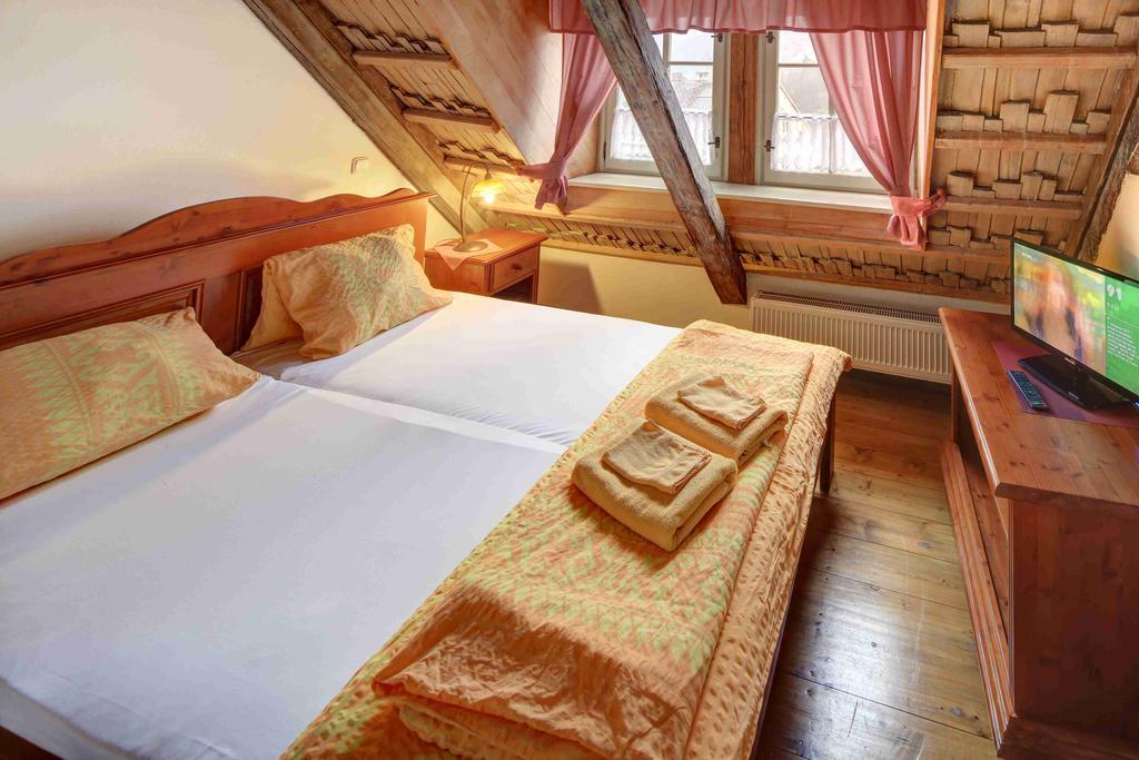 Hradni Basta Hotel Bečov nad Teplou Exterior foto