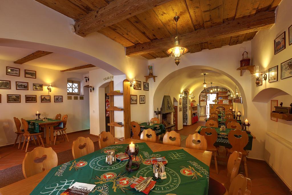 Hradni Basta Hotel Bečov nad Teplou Exterior foto