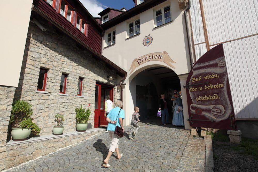 Hradni Basta Hotel Bečov nad Teplou Exterior foto