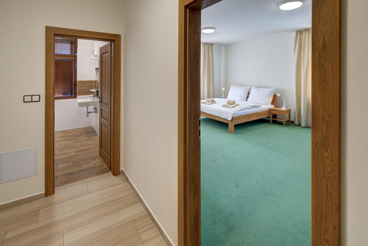 Hradni Basta Hotel Bečov nad Teplou Exterior foto