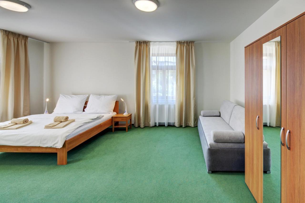 Hradni Basta Hotel Bečov nad Teplou Exterior foto