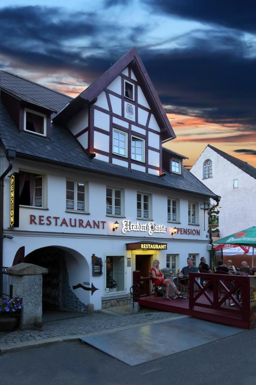 Hradni Basta Hotel Bečov nad Teplou Exterior foto